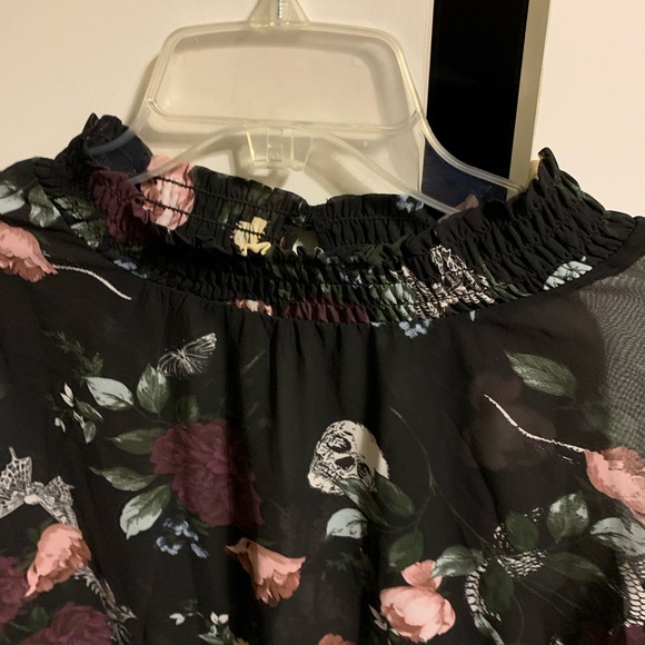 BLACK FLORAL CHIFFON SMOCKED MOCK NECK BLOUSE - Picture 7 of 10